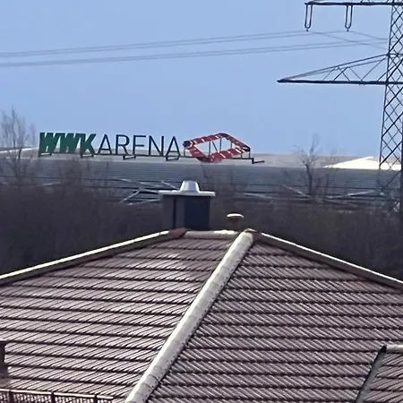 Grosse In Mit Balkon Augsburgo