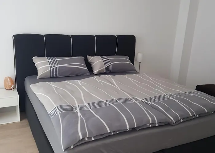 Grosse In Mit Balkon